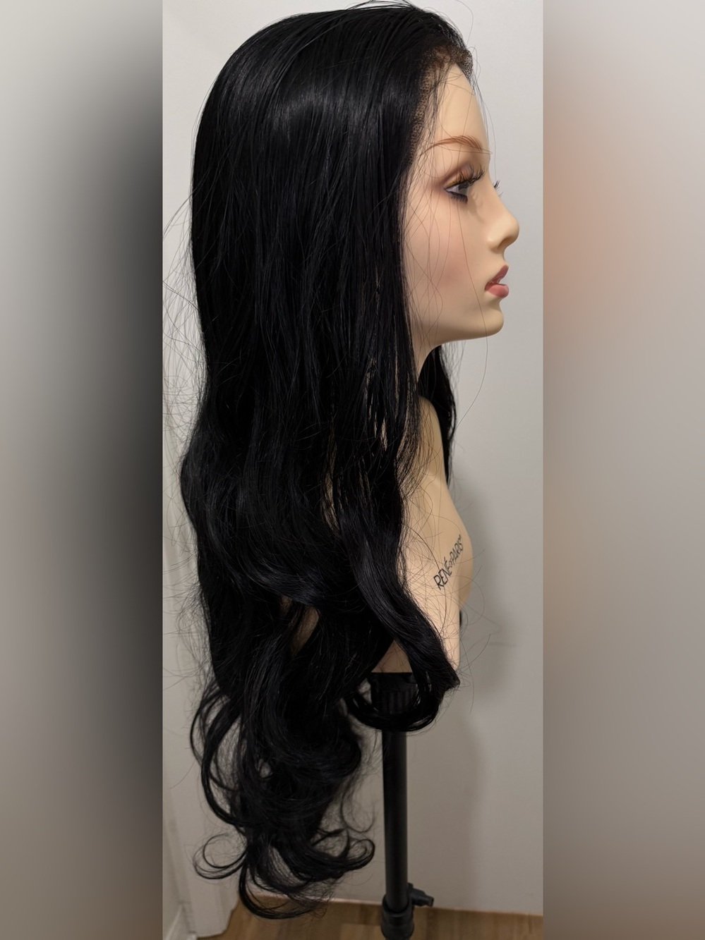 HAIR, 30” Long Layers, Lace Front, Jet Black - Picture 9 of 12